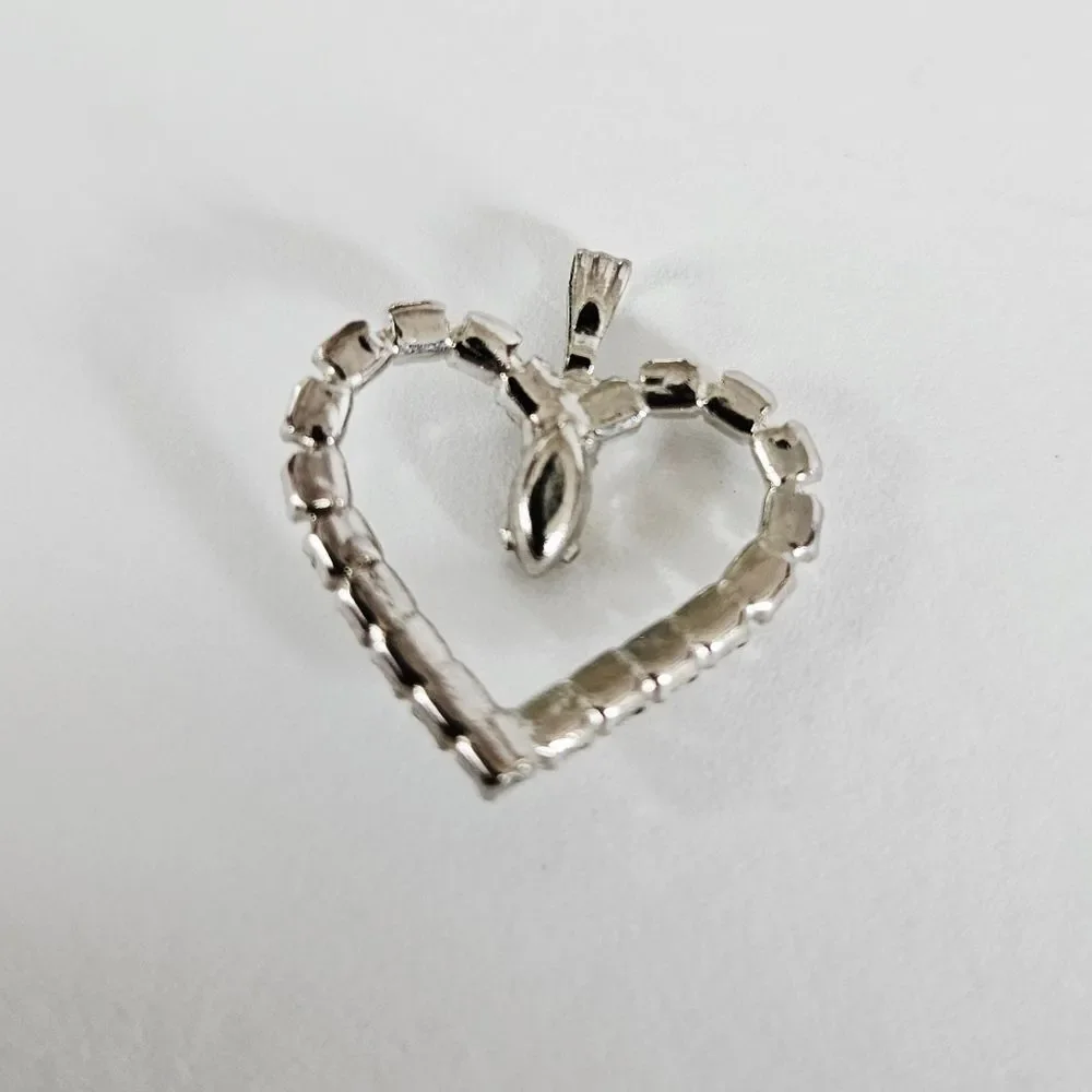 Vintage Silver Tone Openwork Prong Set Clear Rhinestone Love Heart Pendant Charm